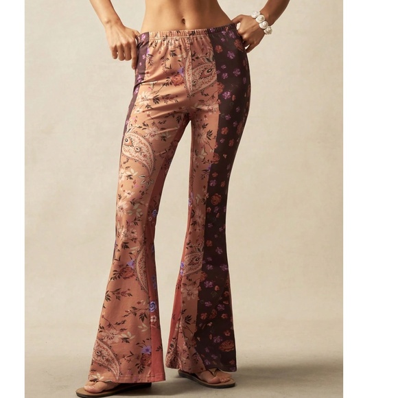 Boho Floral Print Stretchy Waist Color Block Bell Bottom Pants - Picture 3 of 6